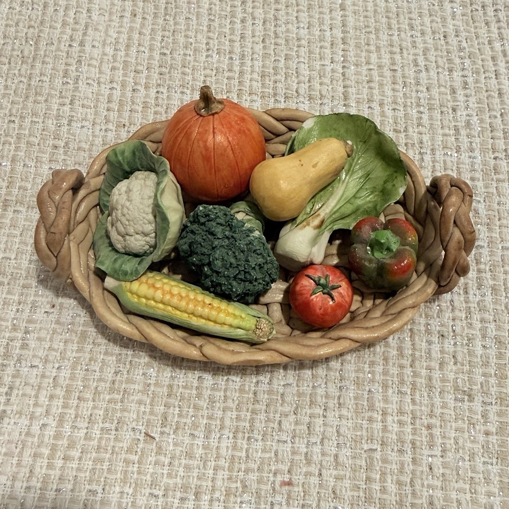 Ceramic Miniature‎ Woven Basket And Vegetables Lot Of 9 Pieces Vintage